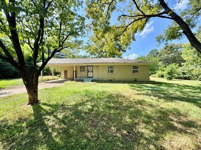 Primary Photo - 4179 Leweir St