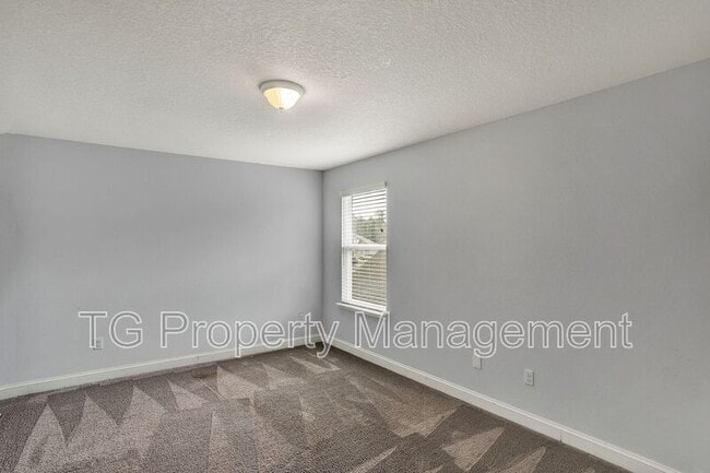 Building Photo - 12436 Jovana Rd