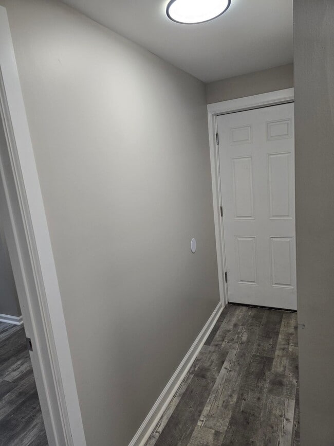 Building Photo - ? Modern Comfort: 3-Bedroom Living in Hartford’s Friendliest Area ?