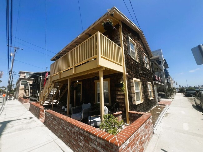 Building Photo - 6623 E Ocean Blvd
