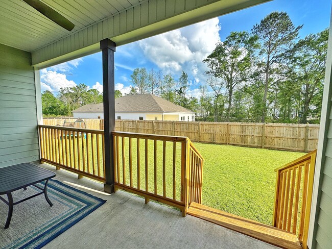 Building Photo - 3017 Dowington Dr