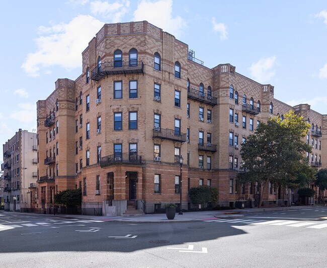Building Photo - Washington Estates