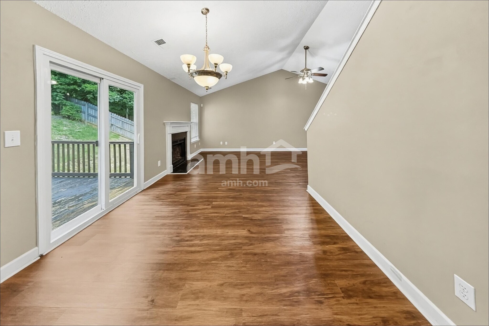 Building Photo - 2310 Devonshire Dr
