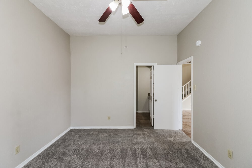 Building Photo - 6042 Beaconridge Dr