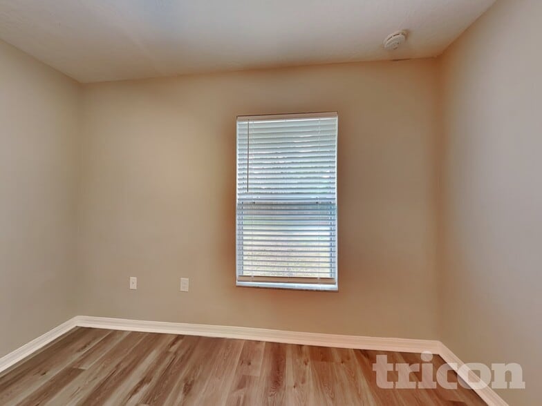 Building Photo - 1532 Wallace Manor Ave