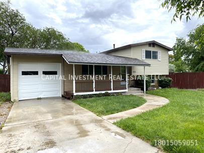 Building Photo - 2989 Rae St