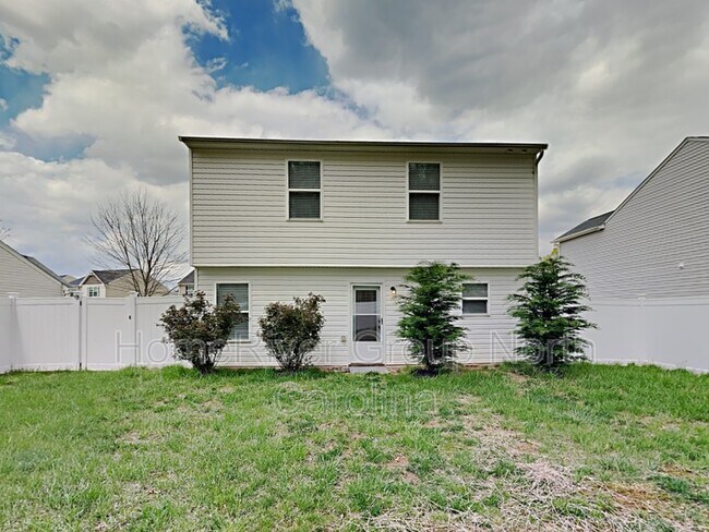 Building Photo - 3028 Desmond Woods Dr