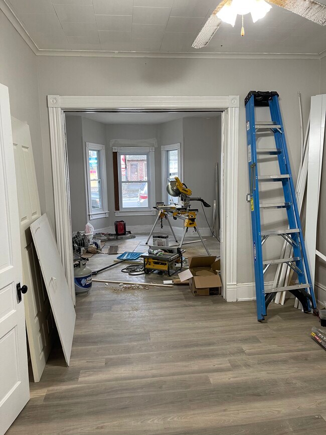 Building Photo - 1328 Pittston Ave