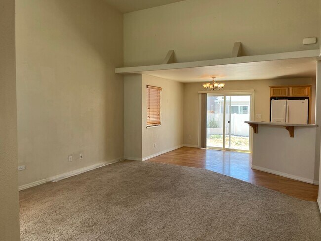 Building Photo - Check out this 3 bedroom, 2 1/2 bath, 2 ca...