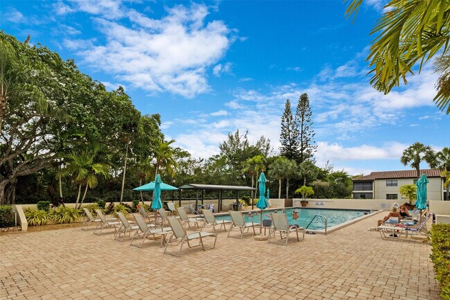 Building Photo - 21863 Arriba Real