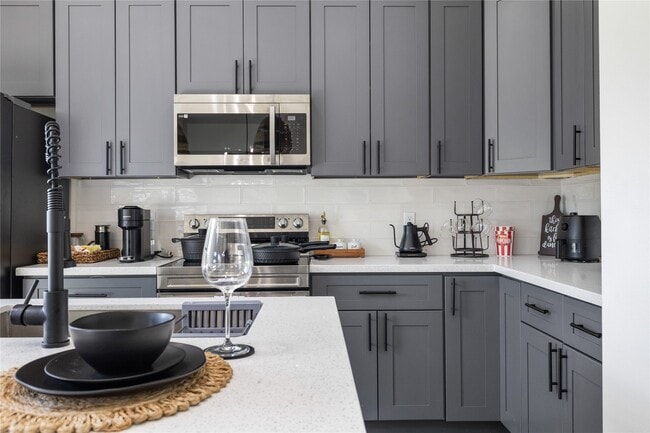 Building Photo - 4802 Angleton St