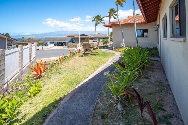 Building Photo - Fully Furnished, 3 Bed/3 Bath, Waiehu Heig...