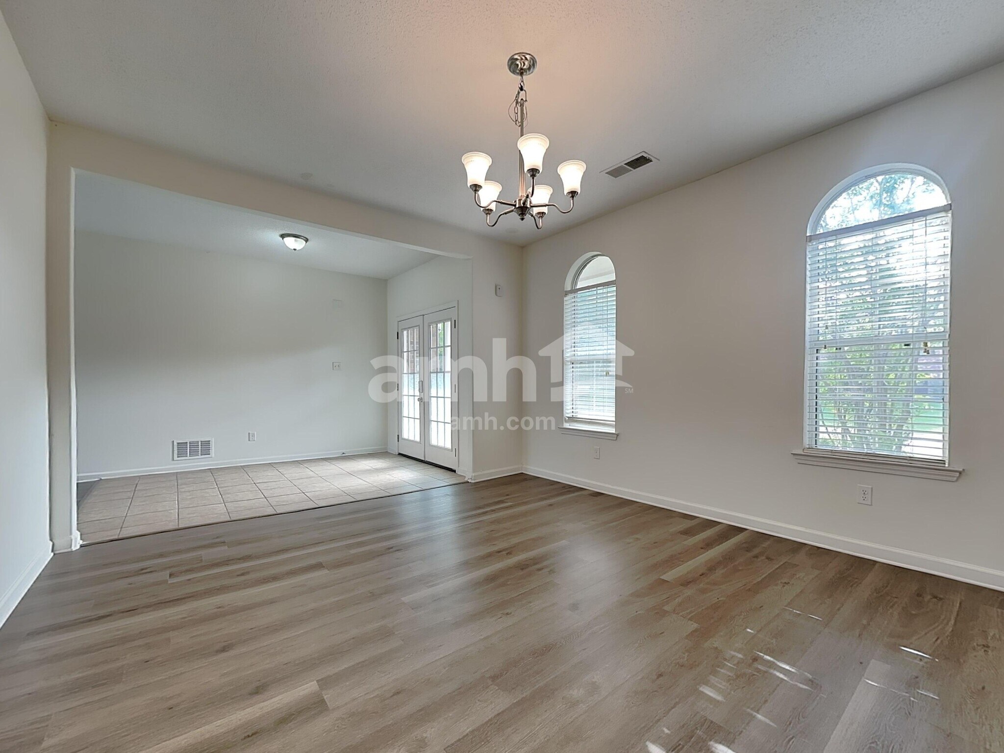 Building Photo - 7138 Arcastle Loop E