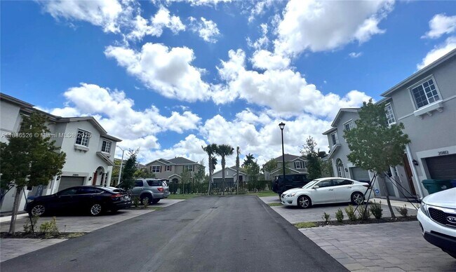 Building Photo - 20838 NW 13th Ave