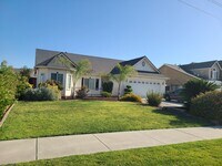 Building Photo - 960 Fallenleaf Dr
