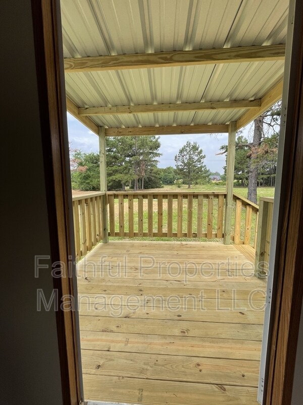 Building Photo - 19006 County Rd 4104