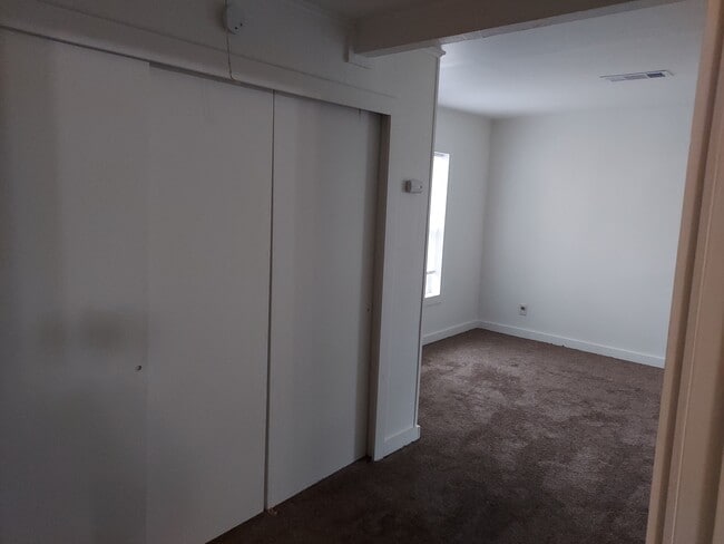 Building Photo - 1120 28th St