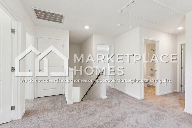 Building Photo - 702 Newtons Wy