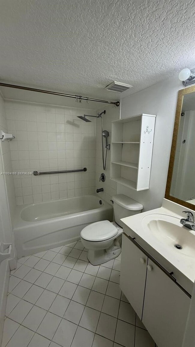 Building Photo - 1251 SE 28th Ct