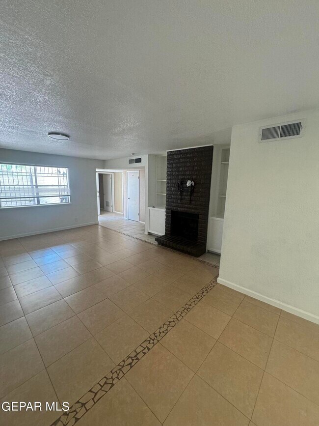 Building Photo - 3233 Isla Morada Dr