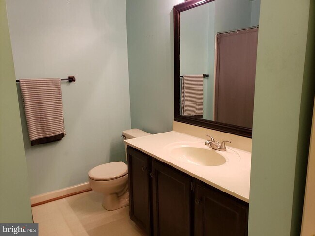 Building Photo - 9145 Verbena Ct