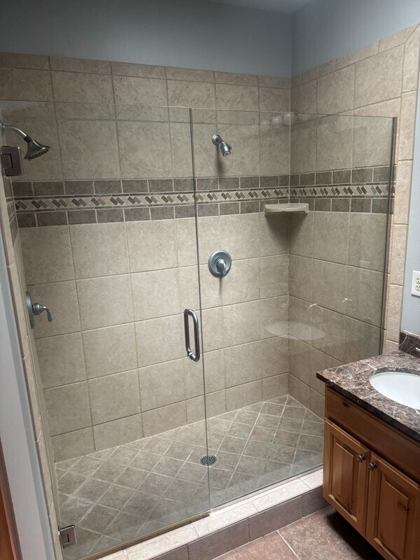 Building Photo - 5476 Cross Country Way