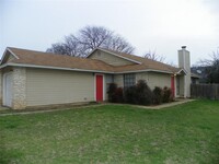 Building Photo - 404 Cypress Ln
