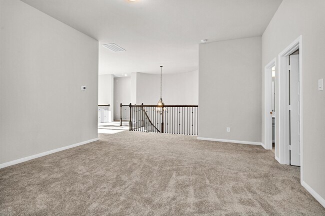 Building Photo - 17685 Martin Crk Ln