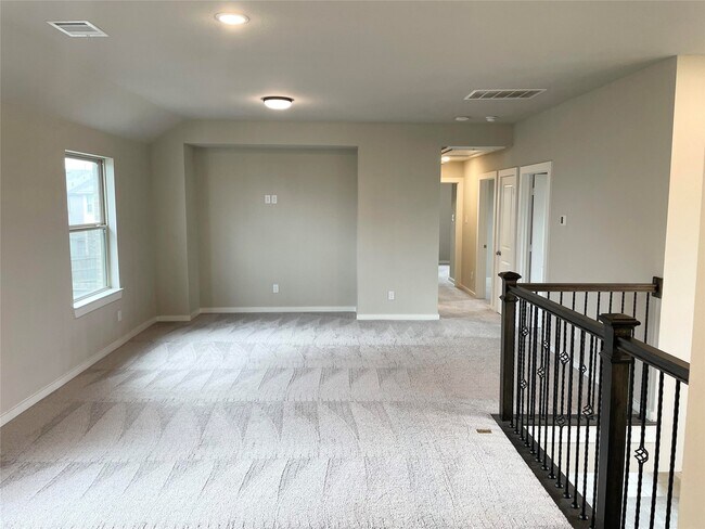 Building Photo - 4927 Shore Arbor Ln