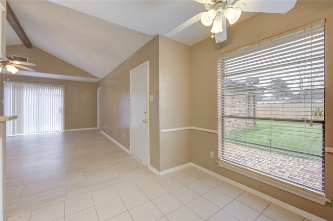 Building Photo - 3412 Avenue R