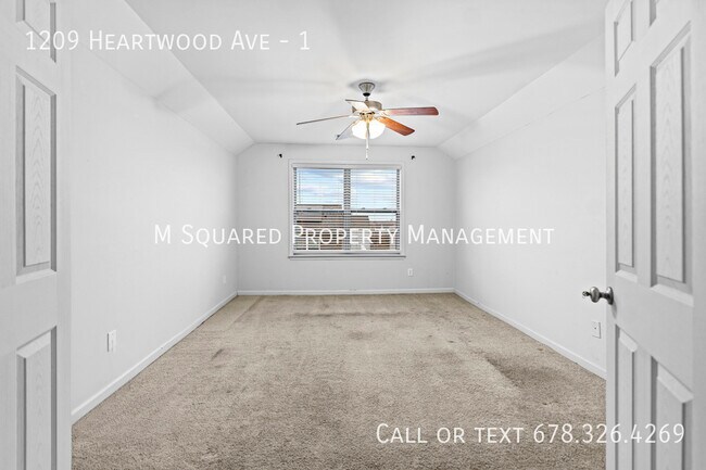 Building Photo - 1209 Heartwood Ave