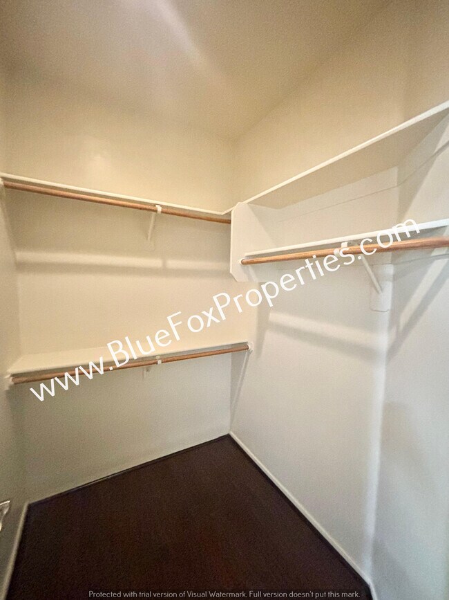 Building Photo - 12785 N Seacliff Pl