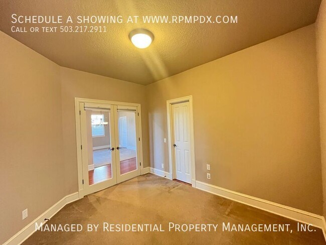 Building Photo - 4602 NW 126th Pl