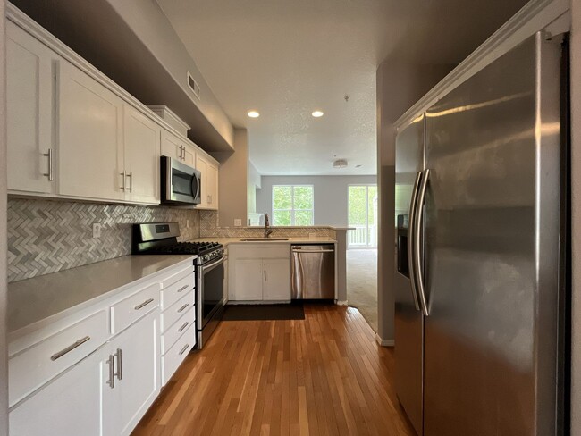 Building Photo - Spacious 3-Bedroom Forest Heights Townhome with Dual Primary Suites, Ground-Level Bedroom, Privat...