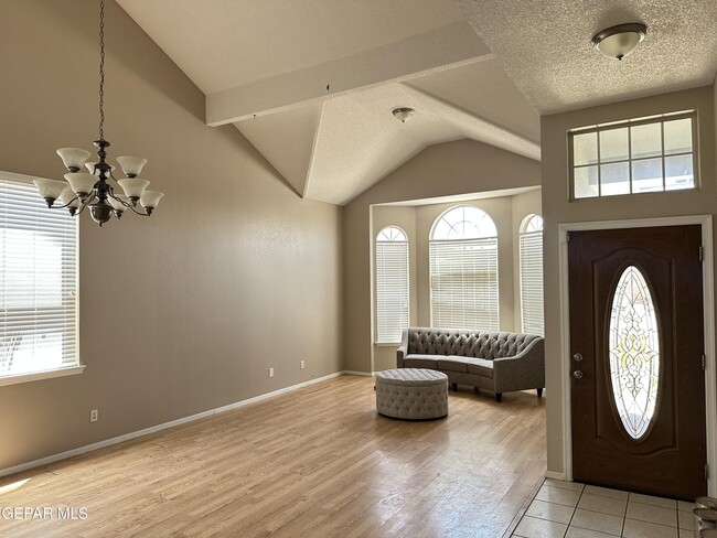 Building Photo - 13115 Thea Smith Dr