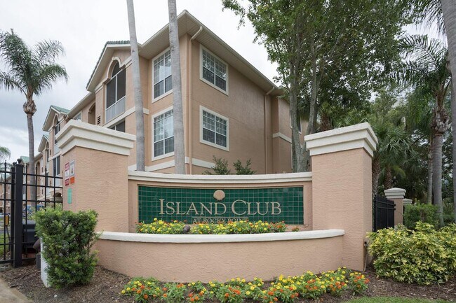 5303 Bay Club Cir 5303 Bay Club - 5303 Bay Club Cir Tampa Fl Primary Photo 