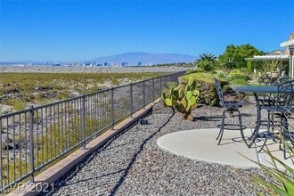 Building Photo - 1771 Sebring Hills Dr