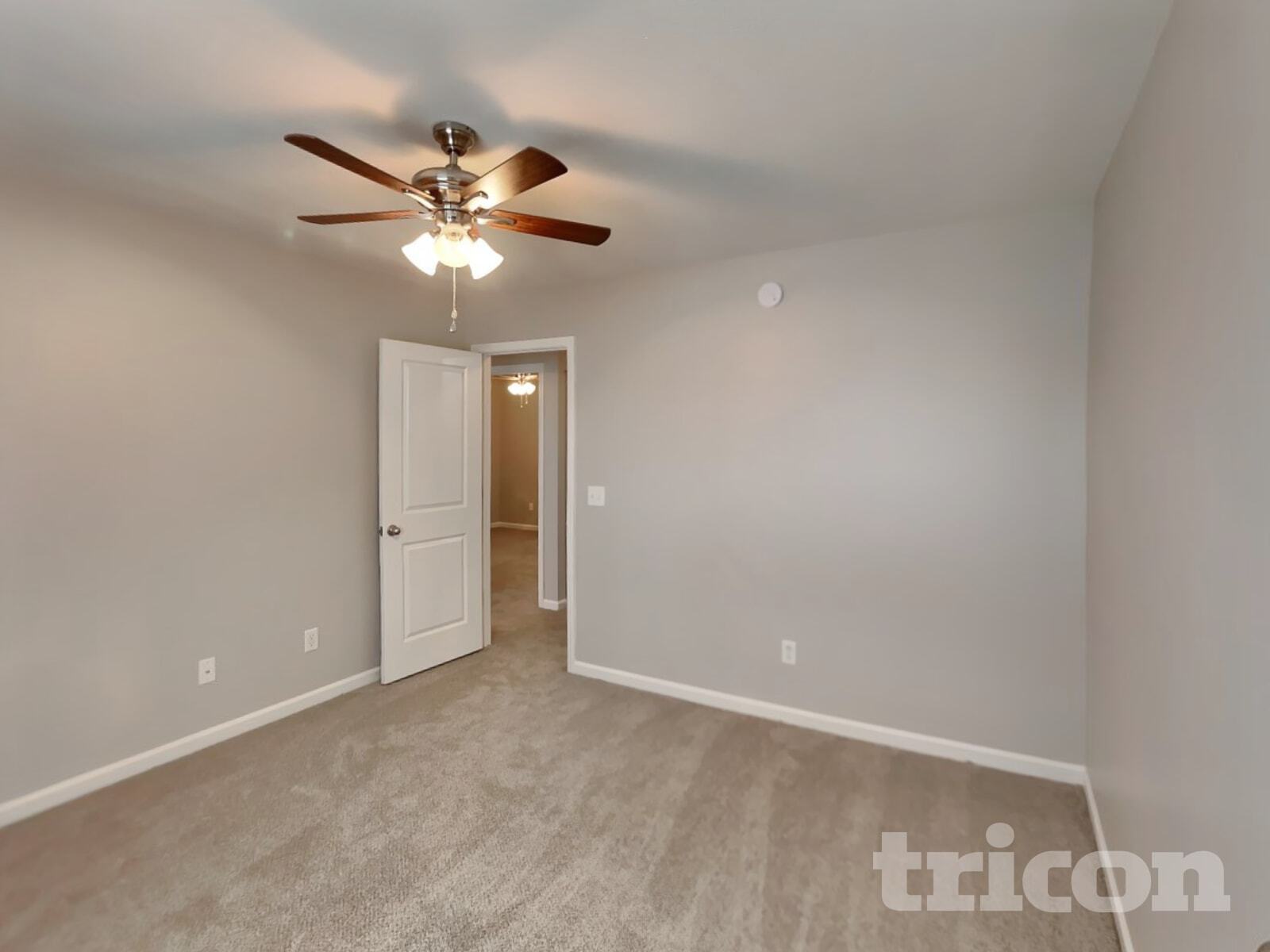 Building Photo - 113 Driftwood Ave