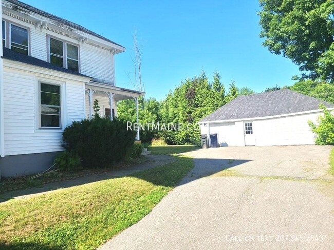 Building Photo - 22 E Summer St