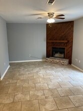 Building Photo - 13715 Kenner Ave