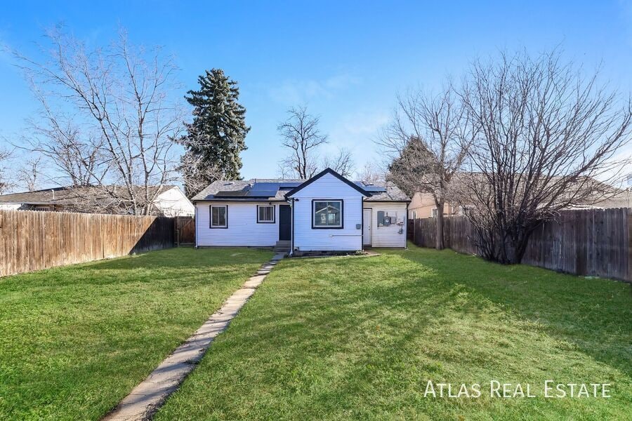 Building Photo - 2365 Fulton St