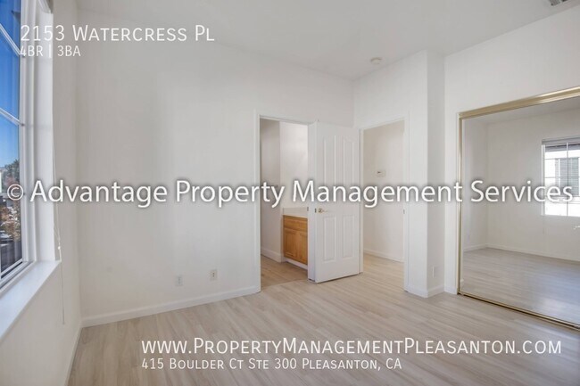 Building Photo - 2153 Watercress Pl