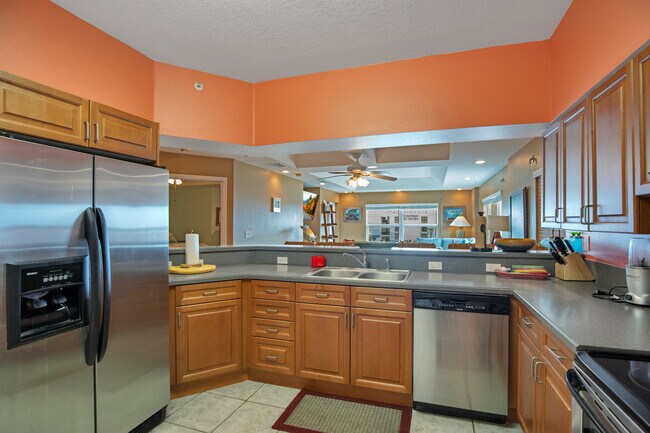 Building Photo - 125 Pulsipher Ave