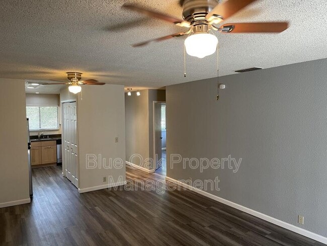 Building Photo - 1420 Sherman Ave