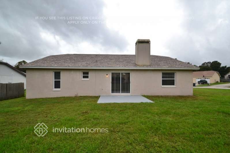 Building Photo - 7915 Ridgeglen Cir W