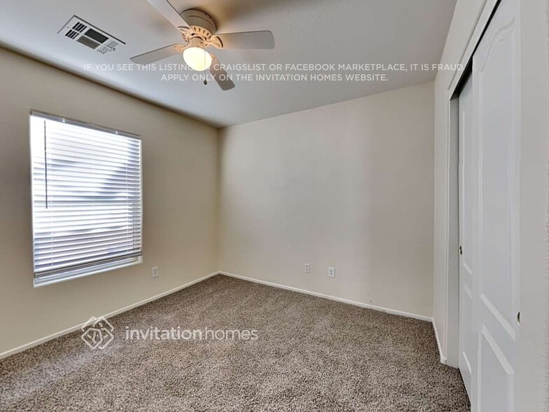 Building Photo - 577 Uxbridge Dr