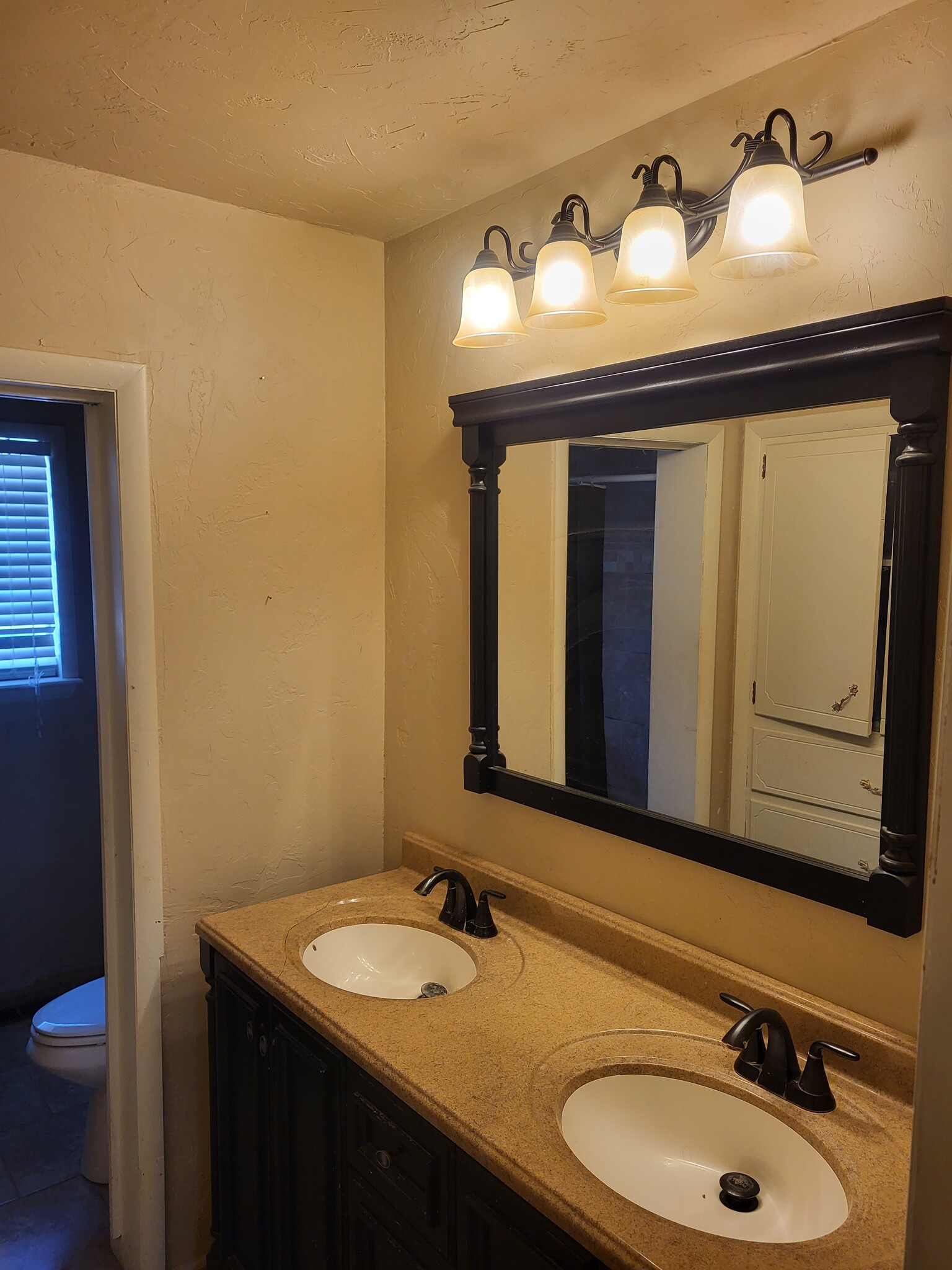 Building Photo - 13803 NE 9th St