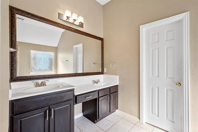 Building Photo - 1116 Wedgewood Dr