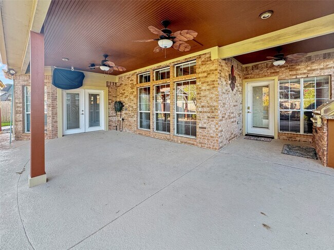 Building Photo - 25619 Canyon Crossing Dr