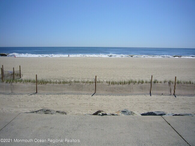 Building Photo - 1201 Ocean Ave